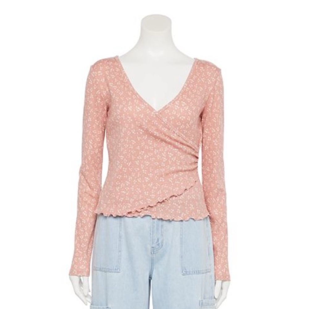 SO Dusty Rose Floral Wrap Top Size M NWOT